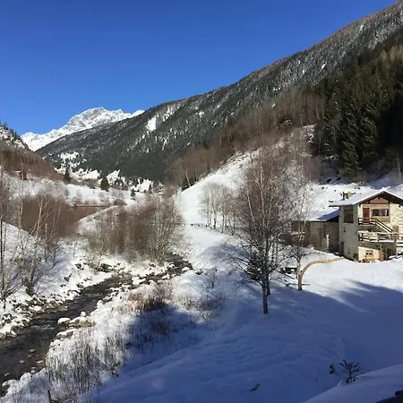 Cabin On The River In Valtellina Chalet *