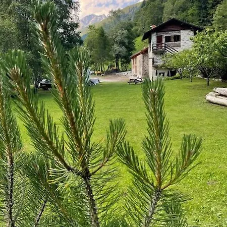Cabin On The River In Valtellina Grosio